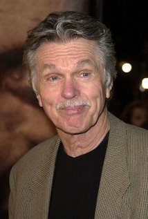 tomskerritt.jpg