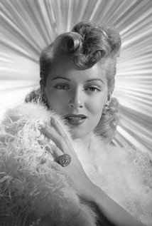 Lana Turner (1921–1995).jpg