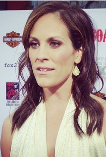 Annabeth Gish.jpg