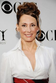 lauriemetcalf.jpg