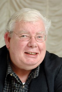 Richard Griffiths (1947–2013).jpg