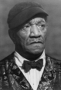reddfoxx.jpg