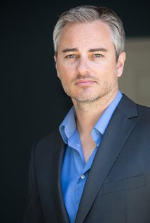 Kerr Smith.jpg