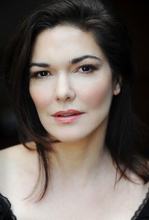 Laura Harring.jpg