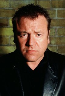 Ray Winstone.jpg