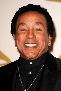 Smokey Robinson.jpg