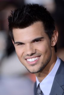 Taylor Lautner.jpg