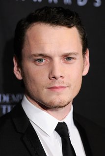 Anton Yelchin (1989–2016).jpg