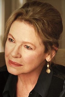 Dianne Wiest.jpg