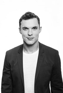 Ed Skrein.jpg