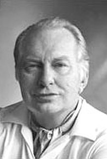 L. Ron Hubbard (1911–1986).jpg