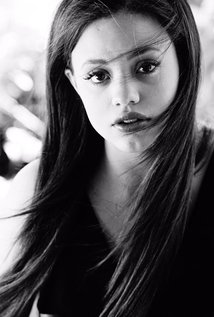 Sarah Jeffery.jpg